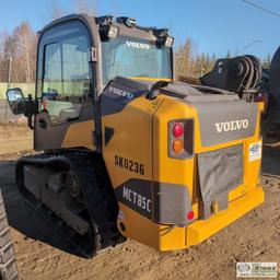 SKIDSTEER, 2014 VOLVO MCT85C T4, EROPS, TRACKED, SINGLE BOOM, SIDE ENTRANCE, HYDRAULIC ACTUATED ATTA