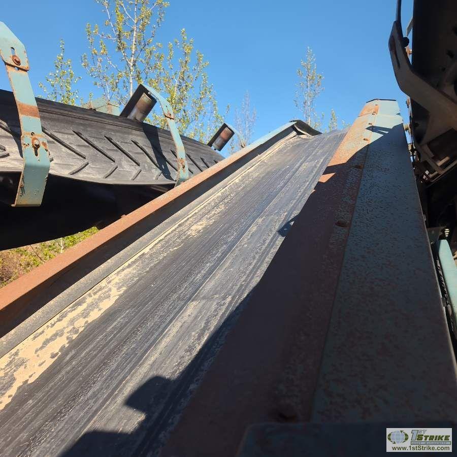 SCREEN PLANT, CHIEFTAIN POWERSCREEN 1400, 4 CYLINDER DIESEL ENGINE, TANDEM AXLE TRAILER MOUNTED. UNK