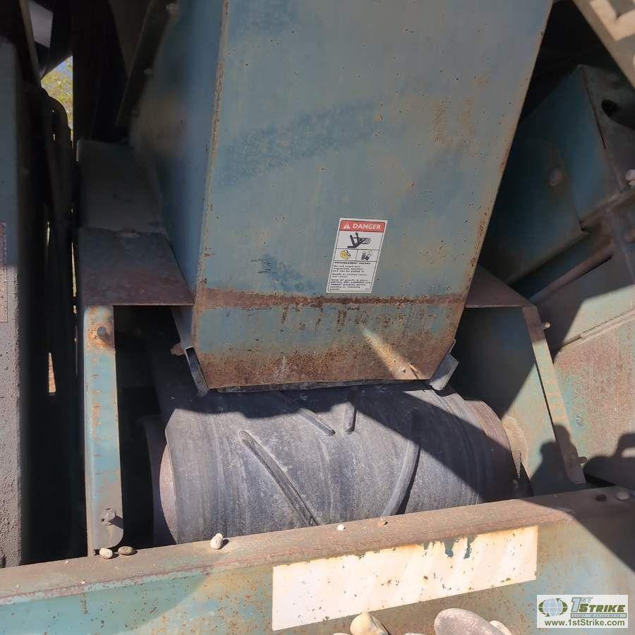 SCREEN PLANT, CHIEFTAIN POWERSCREEN 1400, 4 CYLINDER DIESEL ENGINE, TANDEM AXLE TRAILER MOUNTED. UNK