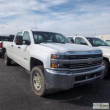 2016 CHEVROLET SILVERADO 2500HD, 6.6L DURAMAX, 4X4, CREW CAB, LONG BED. WEBASTO HEAT SN:1GC1KUE81FF6