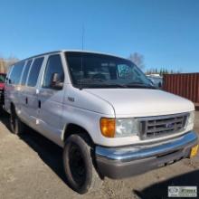 2005 FORD E-350 SUPERDUTY XLT, 5.4L TRITON, RWD, PASSENGER CONFIGURATION, SEATING FOR 15 SN:1FBSS31L