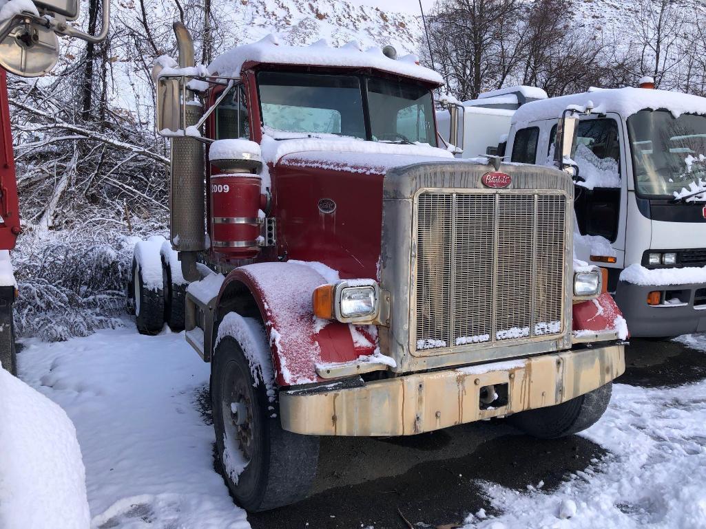 1989 PETERBILT 357 CAB & CHASSIS VN:276277 powered by Cat 3306 diesel engine, equipped with Road Ran