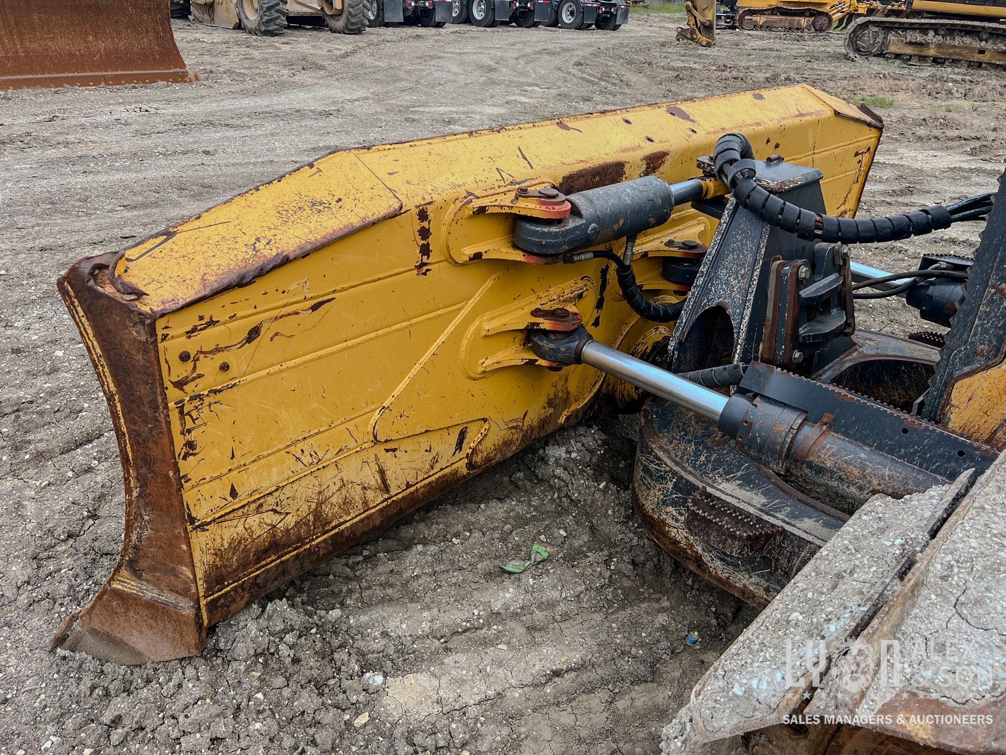 2014 JOHN DEERE 850K WLT CRAWLER TRACTOR SN:1T0850KXCEE259565 powered by John Deere Power Tech PSS