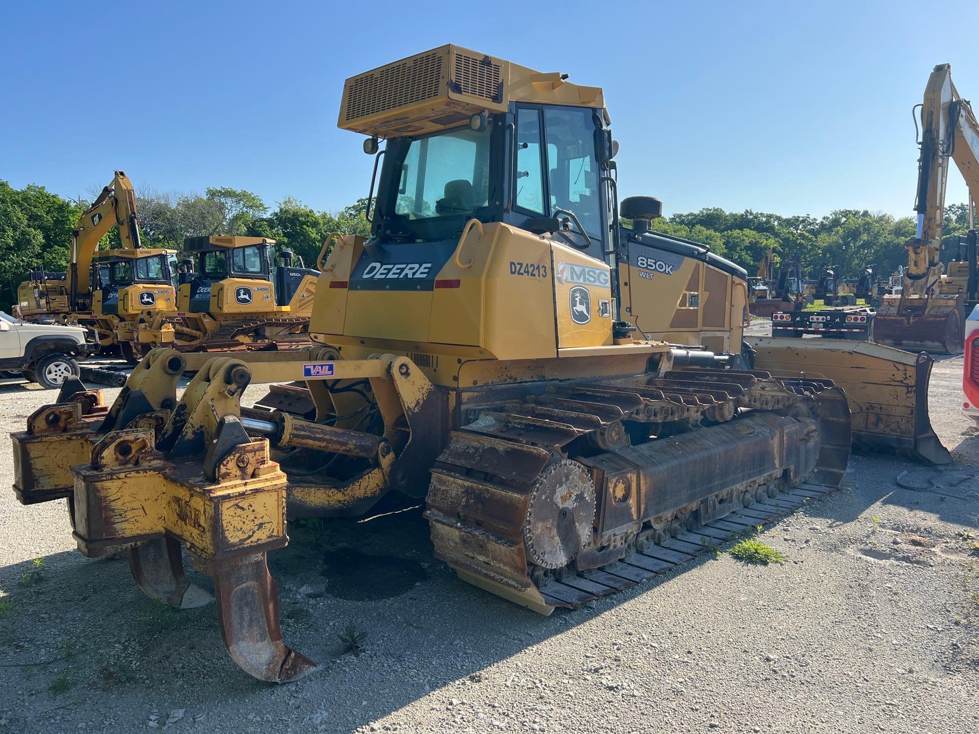 2013 JOHN DEERE 850K WLT CRAWLER TRACTOR SN:1T0850KXCDE254213 powered John Deere Power Tech PSS 6068