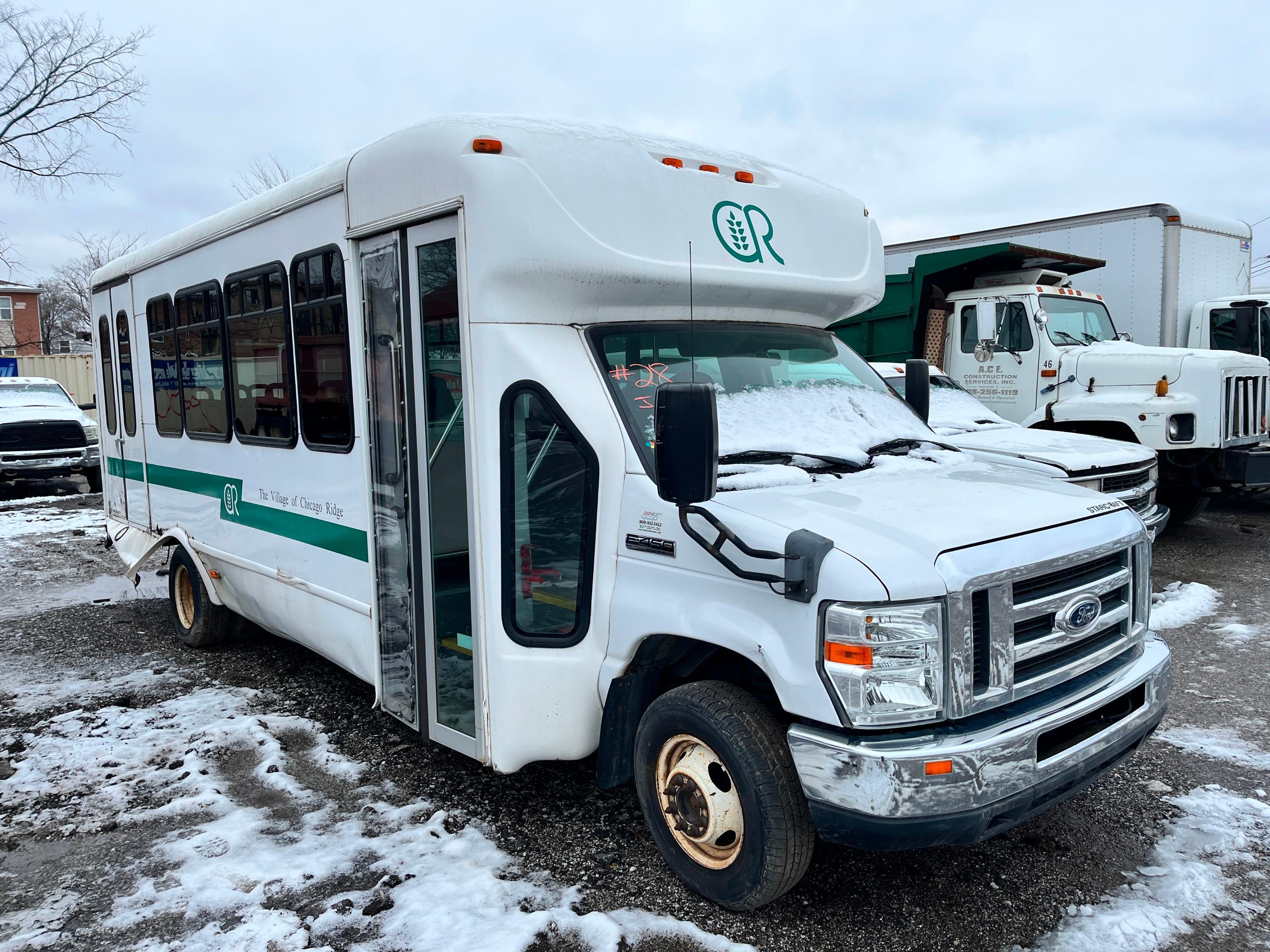 2013 FORD E450 BUS VN:1FDFE4FS7DDA03077 powered by 6.8 liter gas engine, equipped with automatic