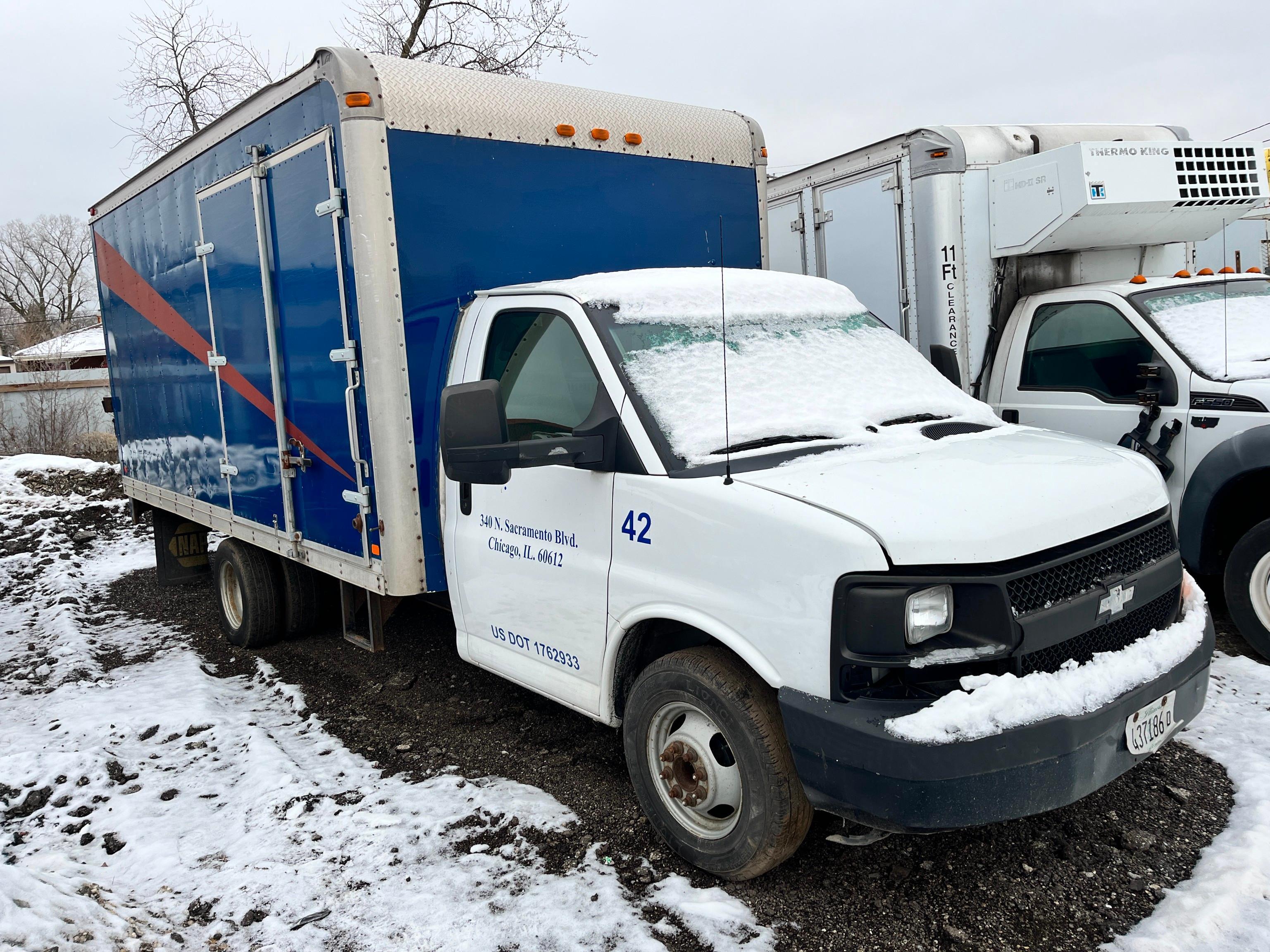 2017 CHEVY EXPRESS 3500 VAN TRUCK VN:1GB3GASF8H1249371 powered by 4.8 liter gas engine, equipped