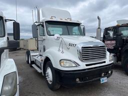 FREIGHTLINER TRUCK TRACTOR VN:N/A powered by Detroit Series 60 diesel engine, equipped with Eaton