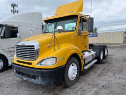 FREIGHTLINER TRUCK TRACTOR VN:N/A powered by Detroit Series 60 diesel engine, equipped with Eaton