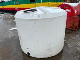 1500 GALLON PLASTIC TANK BULK TANK