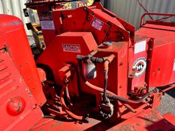 MORBARK WOOD CHIPPER FORD 4 CYLINDER GAS ENGINE, MANUAL PTO. Does not run.