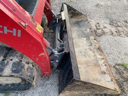 TAKEUCHI TL8 RUBBER TRACKED SKID STEER SN:9939 powered by diesel engine, equipped with rollcage,