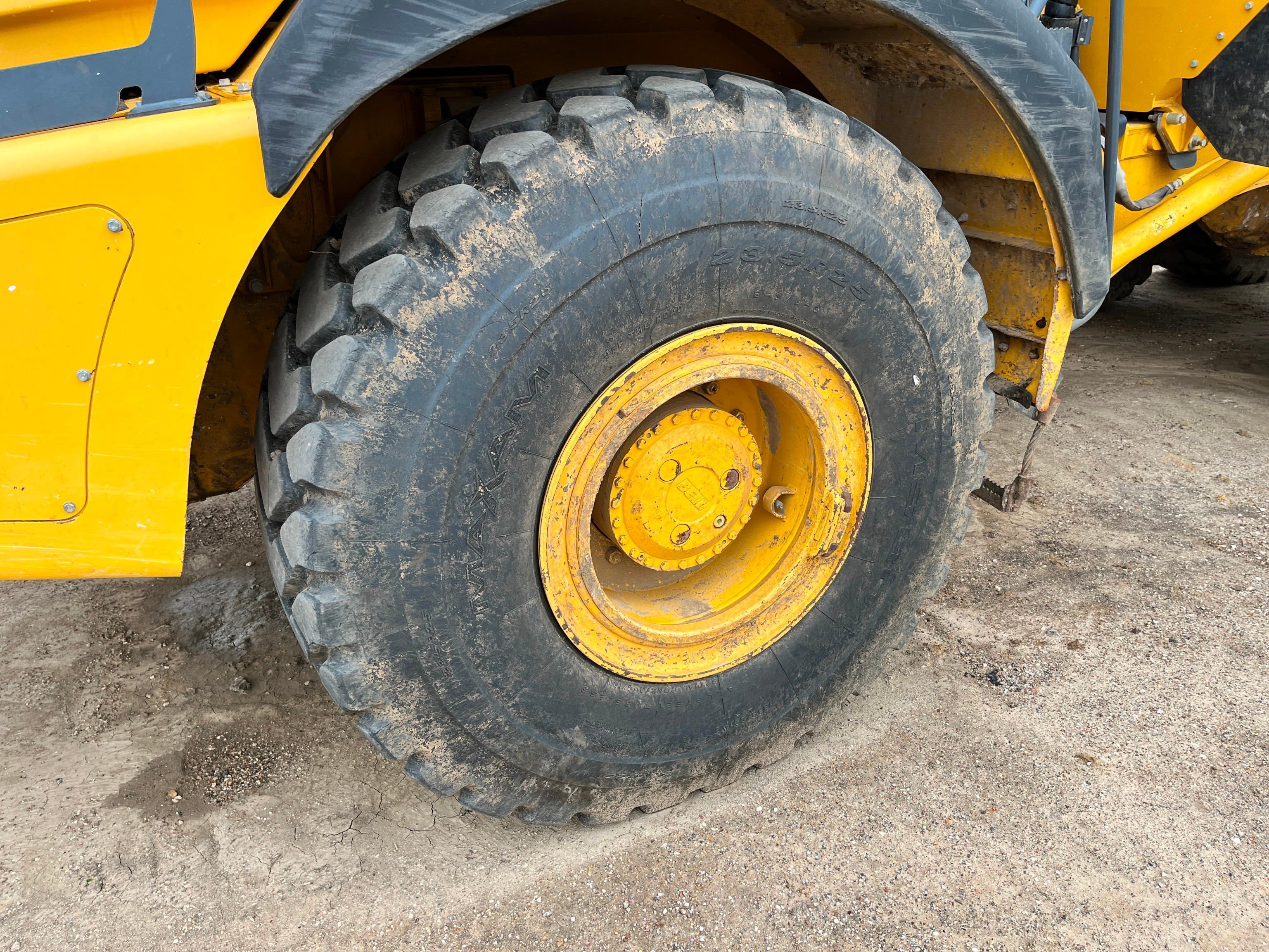 2022 BELL B30E ARTICULATED HAUL TRUCK SN:B93A331EC03009280 6x6, powered by Mercedes Benz diesel