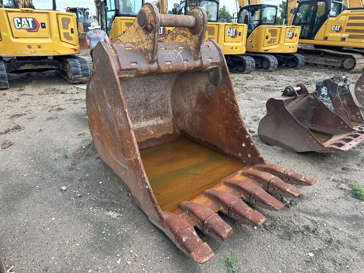 54IN. DIGGING BUCKET EXCAVATOR BUCKET