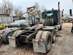 2006 FREIGHTLINER FLD120 TRUCK TRACTOR VN:W31443powered by Cat diesel engine, equipped with Eaton