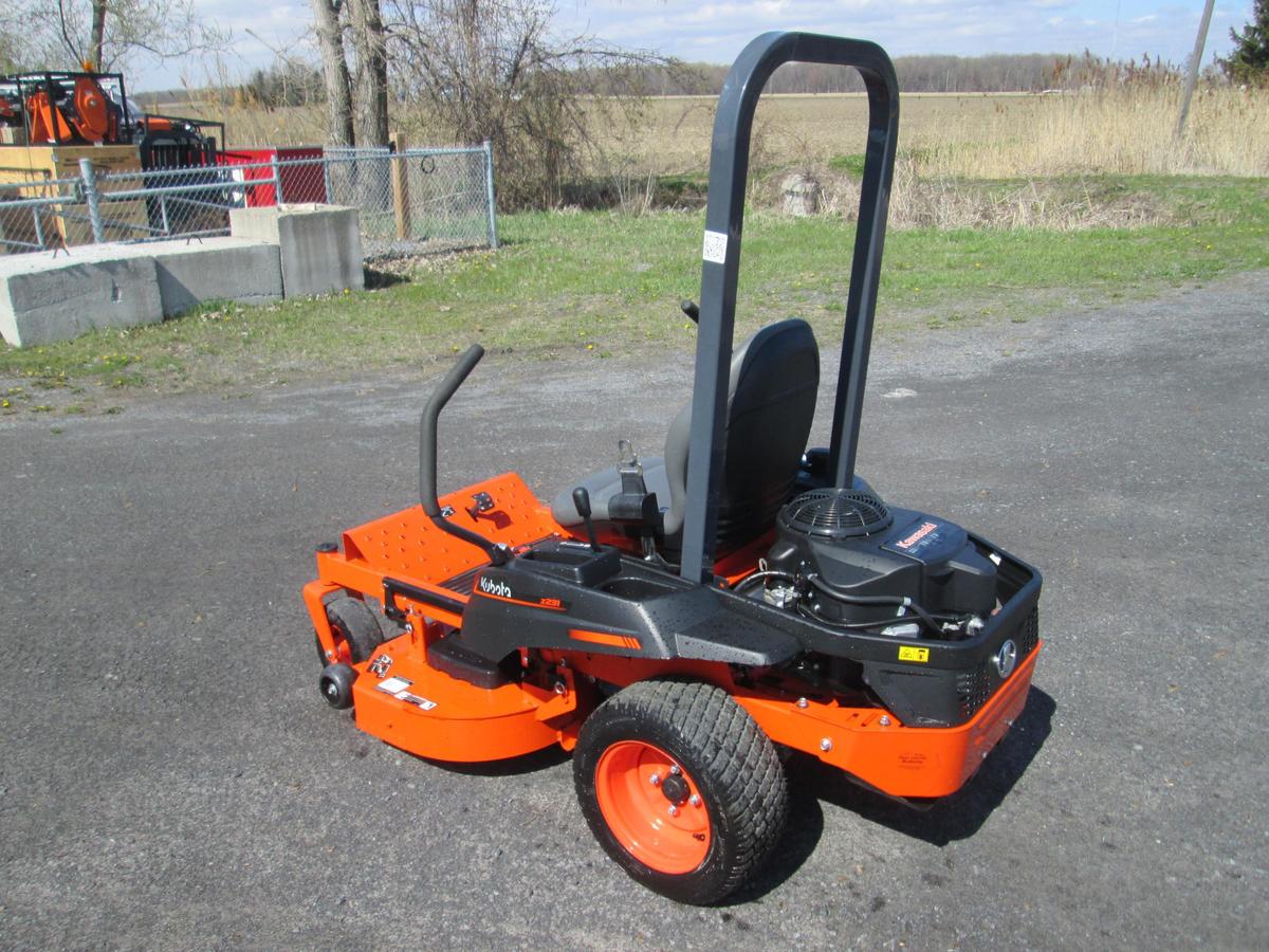 COMMERCIAL MOWER (Unused) Kubota Z231 ride on 42'' lawn mower SN 18071 powered by Kawasaki FR651V,