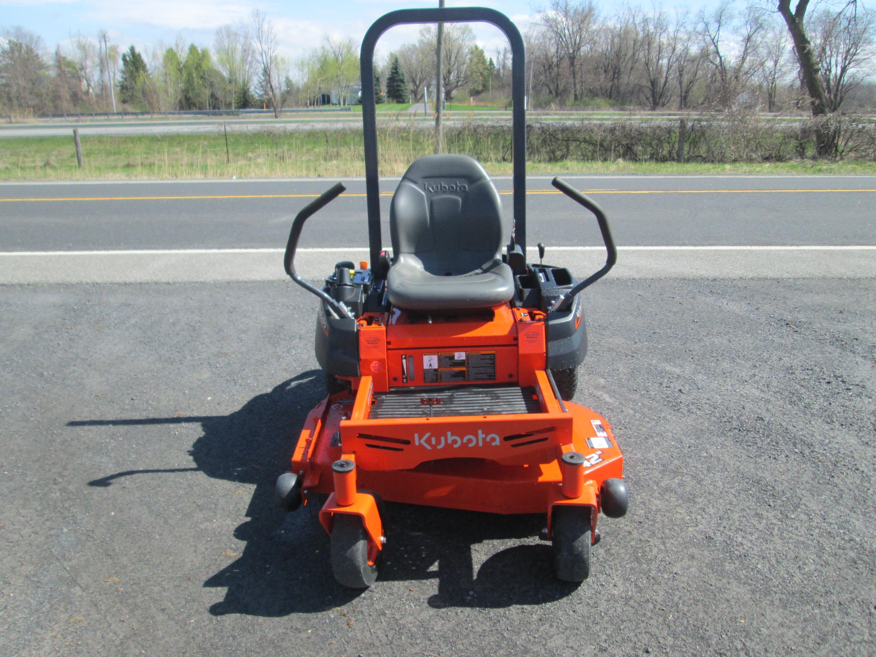 COMMERCIAL MOWER (Unused) Kubota Z231 ride on 42'' lawn mower SN 18071 powered by Kawasaki FR651V,