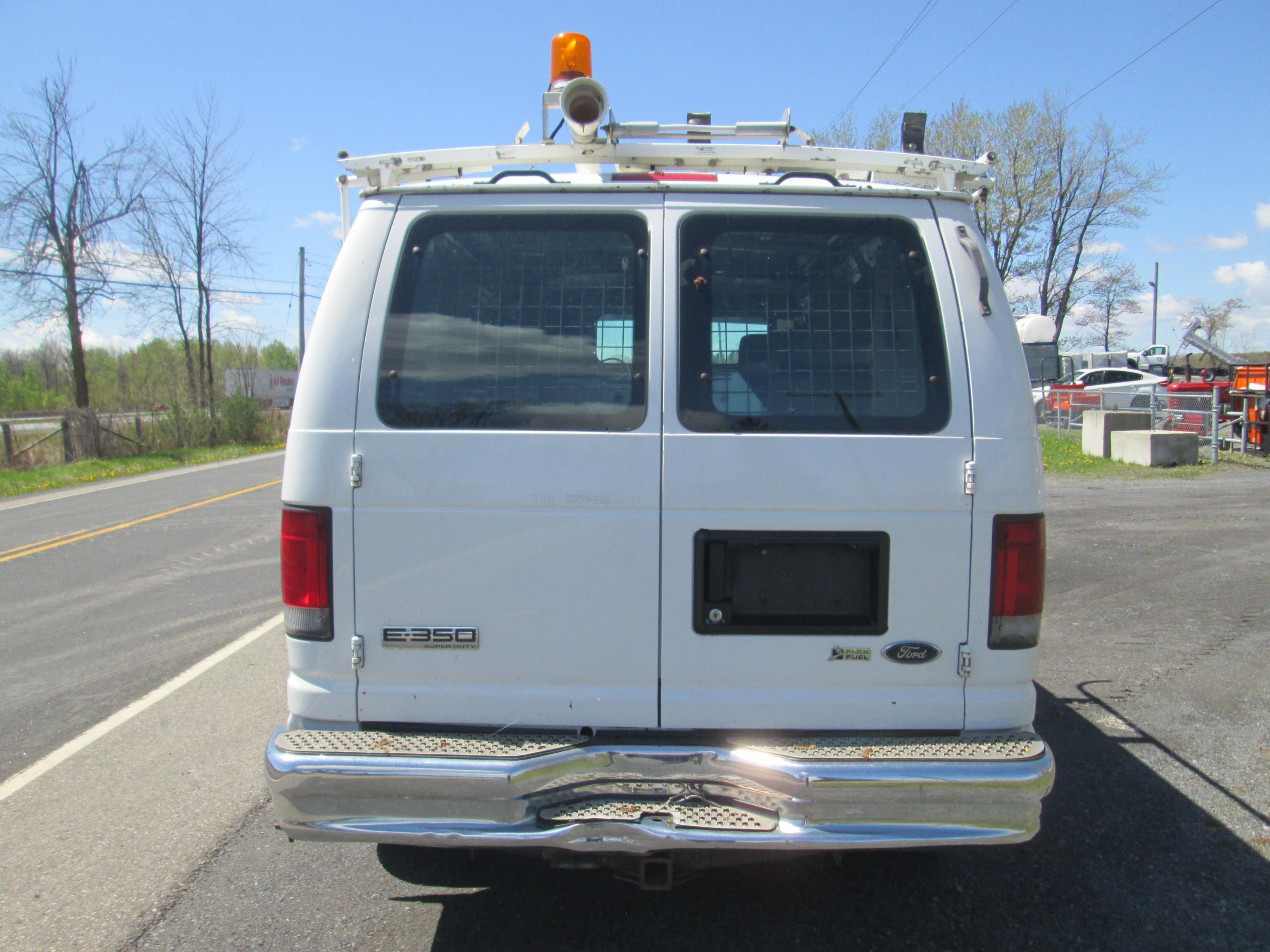 SERVICE TRUCK 2010 FORD E350 SERVICE TRUCK SN 1FTSE3EL8ADA70578 powered by Ford gas engine, equipped