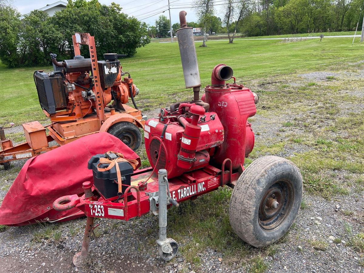 BARNES 45TCCG-10 WATER PUMP SN:687407 powered by Wisconsin 4 cylinder gas engine, equipped with 4in.