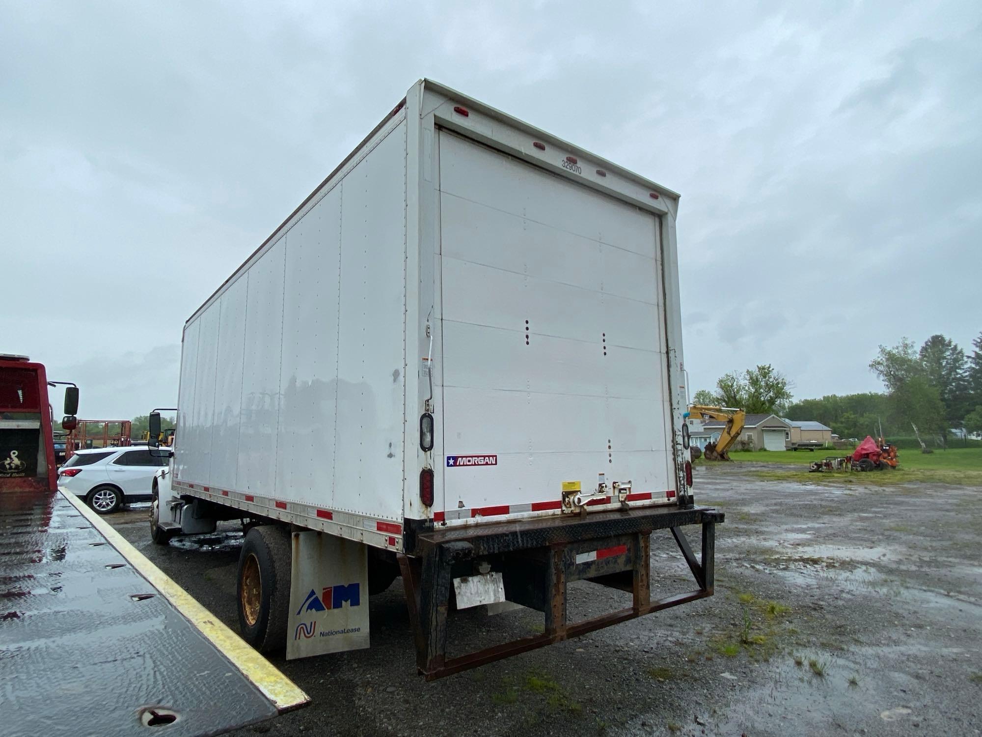 2005 FREIGHTLINER M2 106 VAN TRUCK VN:1FVACWDC45HU68152 powered by Cat C7 diesel engine, equipped