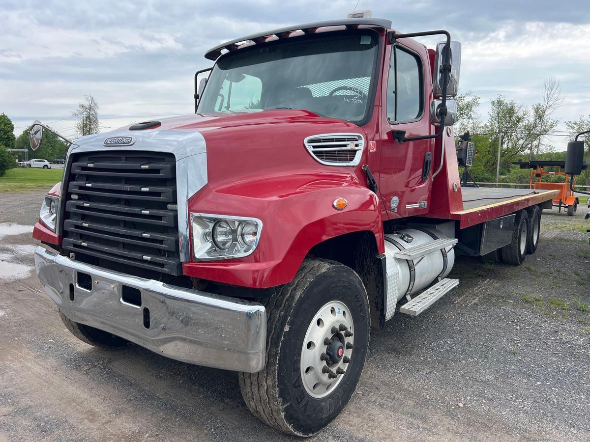 2015 FREIGHTLINER 114SDDCD6X4 ROLLBACK TRUCK VN:1FVHG3DV1FHGG7274 powered by diesel engine, equipped