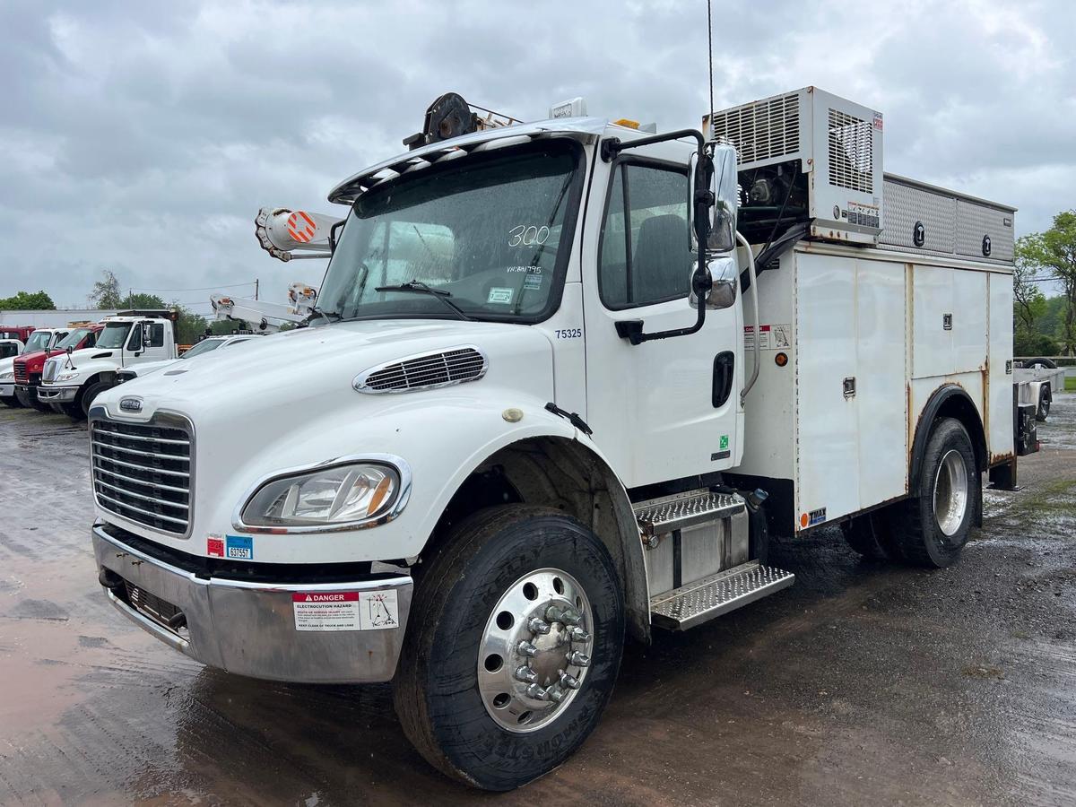 2012 FREIGHTLINER M2 106 SERVICE TRUCK VN:1FVACXDT5CHBH1795 powered by Cummins ISB diesel engine,