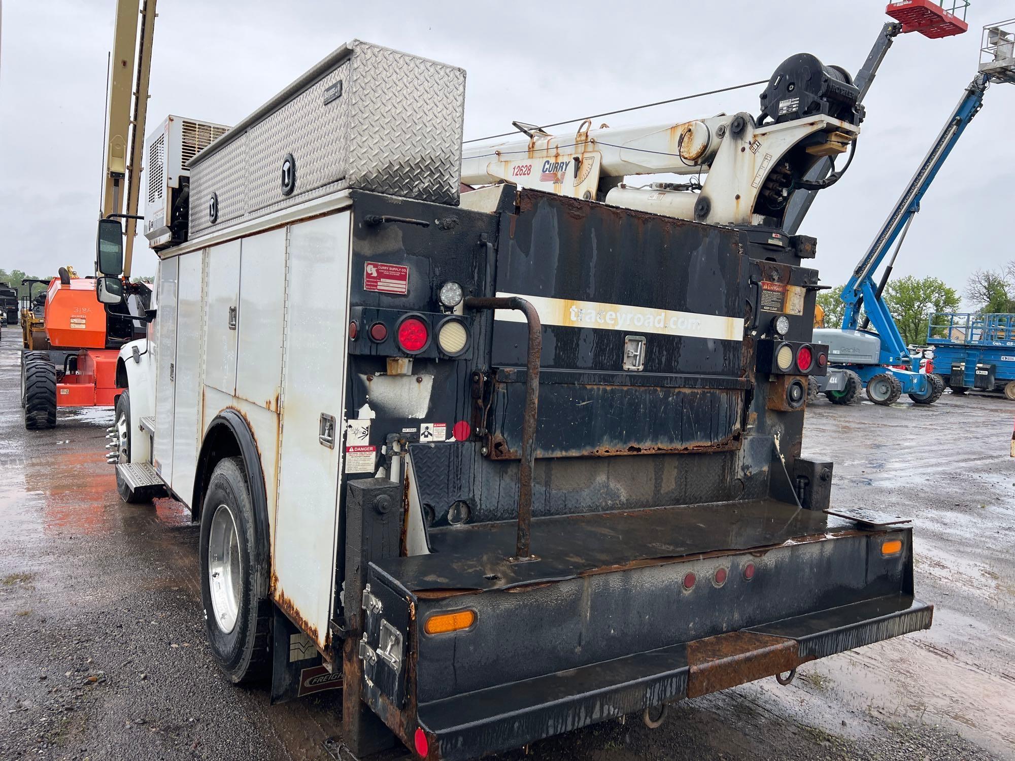 2012 FREIGHTLINER M2 106 SERVICE TRUCK VN:1FVACXDT5CHBH1795 powered by Cummins ISB diesel engine,