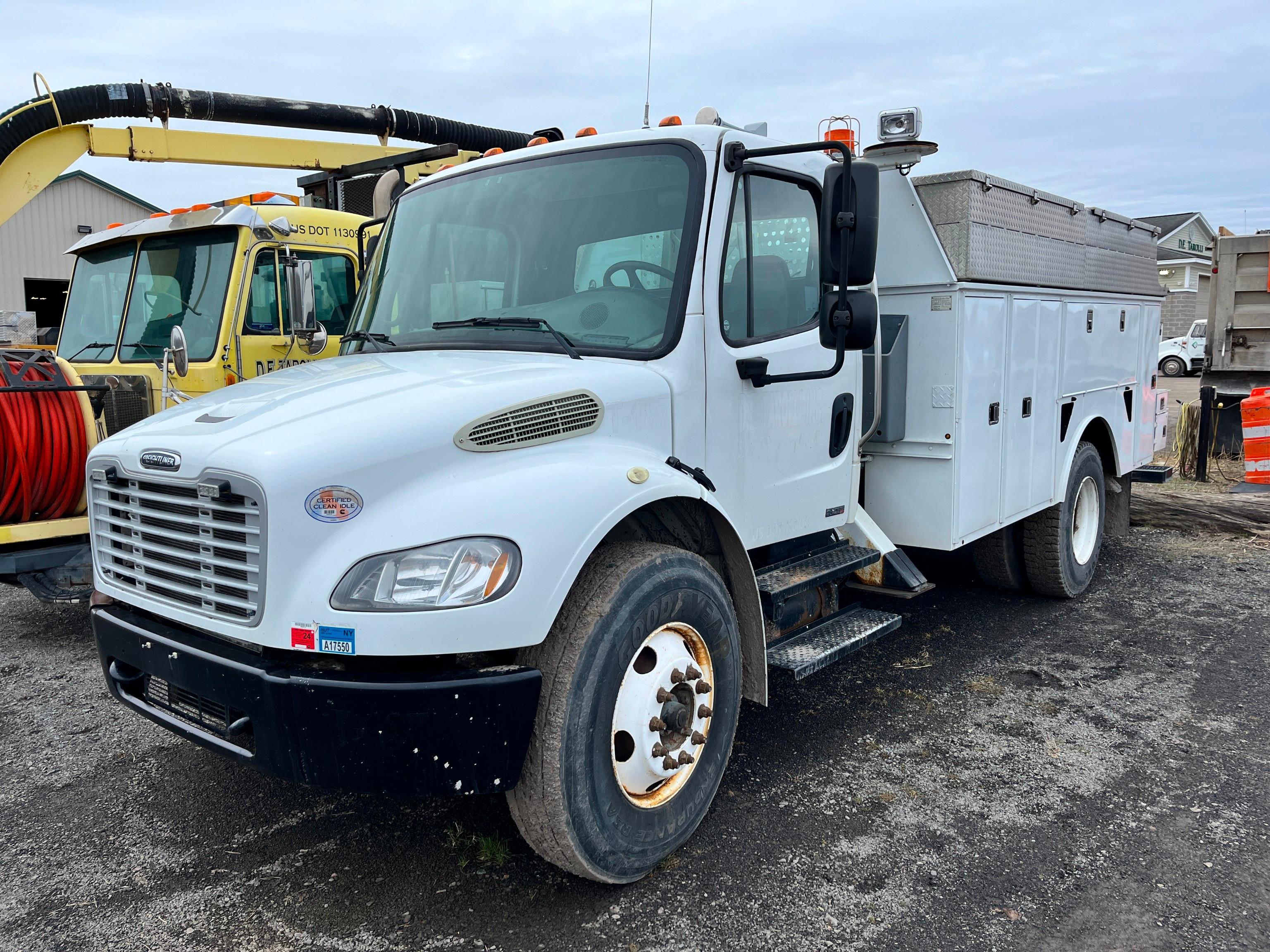 2010 FREIGHTLINER MS 106 SERVICE TRUCK VN:1FVACXDTXADAU0788 powered by Cummins ISB6.7 diesel engine,