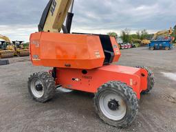 2015 JLG 600S BOOM LIFT SN:300201825 4x4, powered by diesel engine, equipped with 60ft. Platform