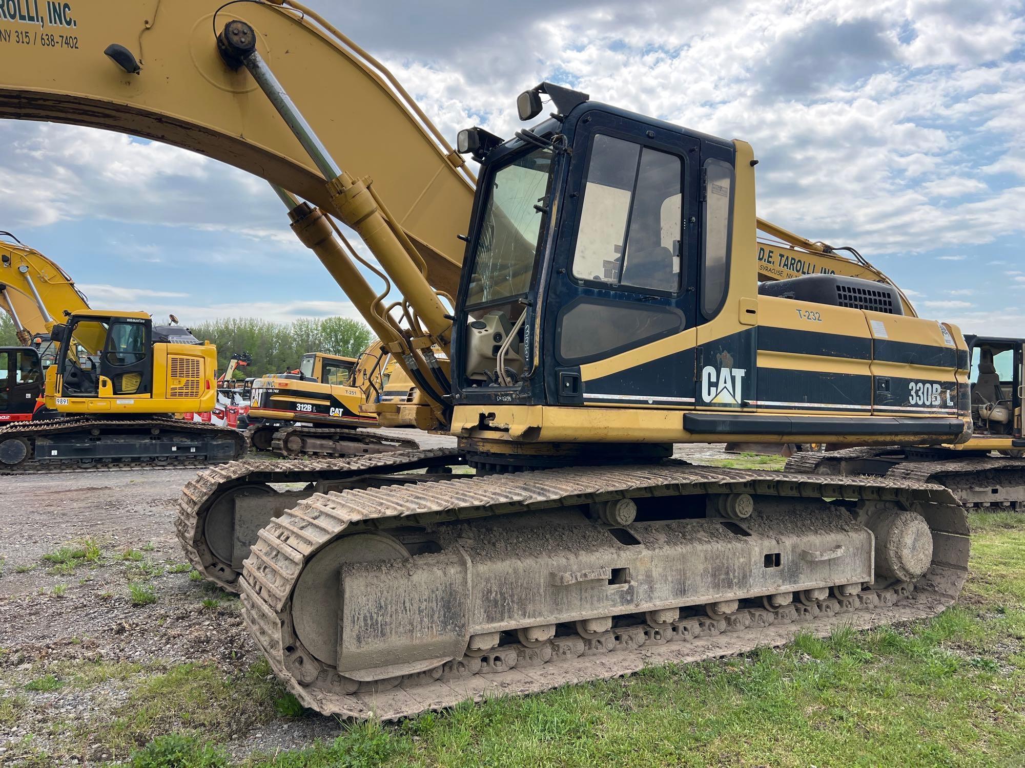 CAT 330BL HYDRAULIC EXCAVATOR SN:6DR02135 powered by Cat 3306TA diesel engine, equipped with Cab,