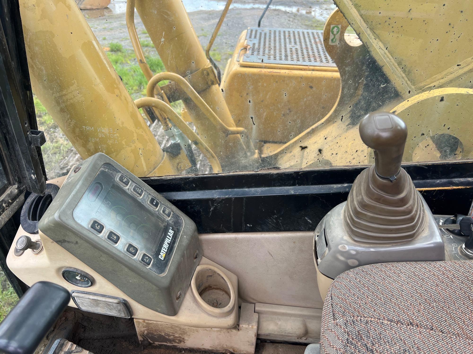 CAT 325BL HYDRAULIC EXCAVATOR SN:2JR00539 powered by Cat 3116TA diesel engine, equipped with Cab,