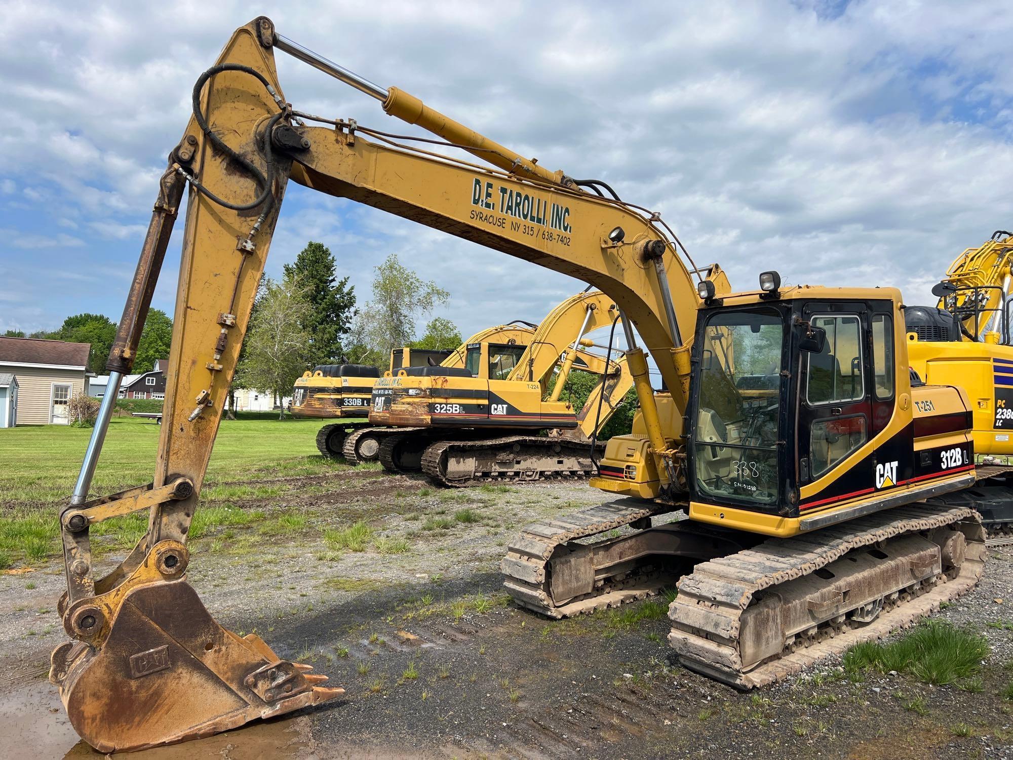 CAT 312BL HYDRAULIC EXCAVATOR SN:8JR01288 powered by Cat 3064T diesel engine, equipped with Cab,