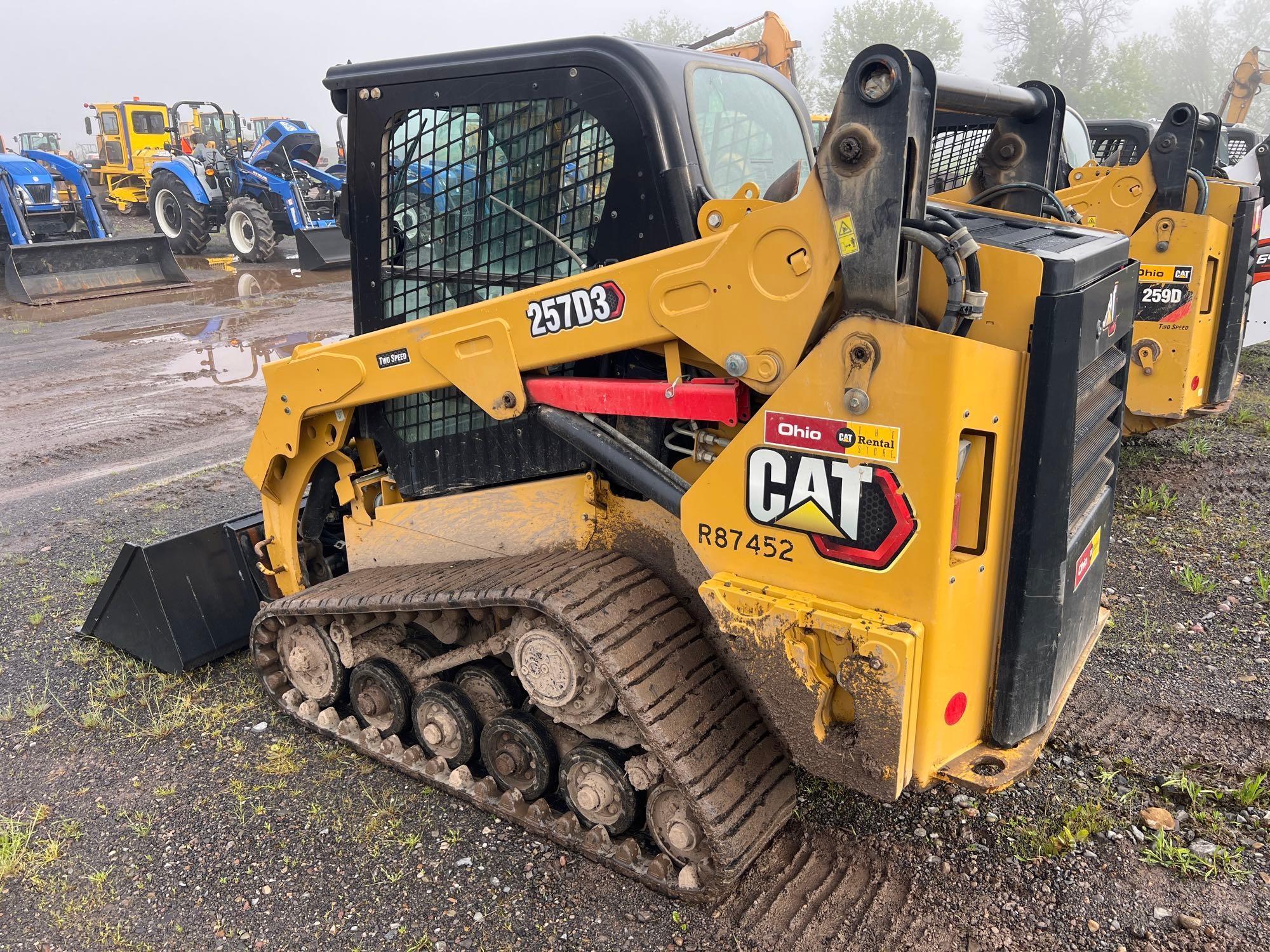 2019 CAT 257D3 RUBBER TRACKED SKID STEER SN:KEZ00549 powered by Cat diesel engine, equipped with