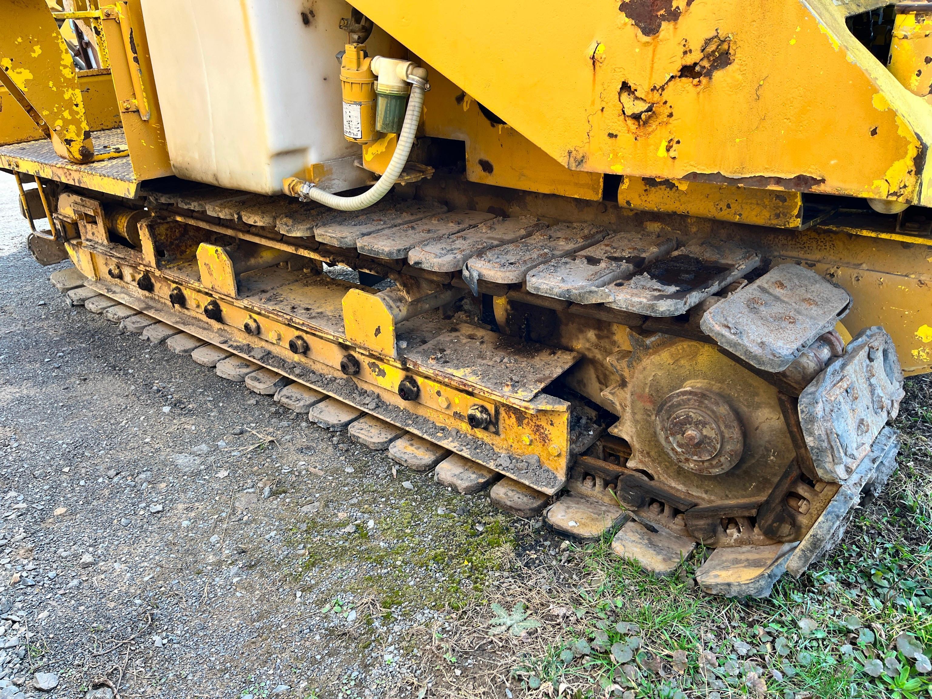 VERMEER T600D ROCK SAW SN-000567 powered by Detroit diesel engine, equipped with CRC cutter wheel