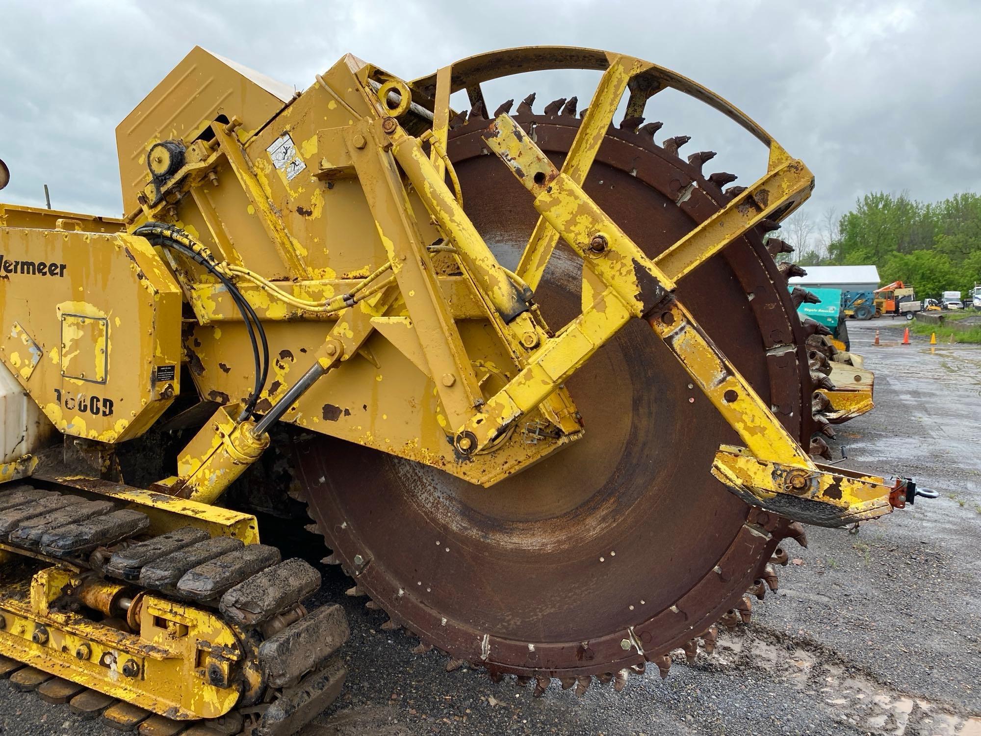 VERMEER T600D ROCK SAW SN-000567 powered by Detroit diesel engine, equipped with CRC cutter wheel