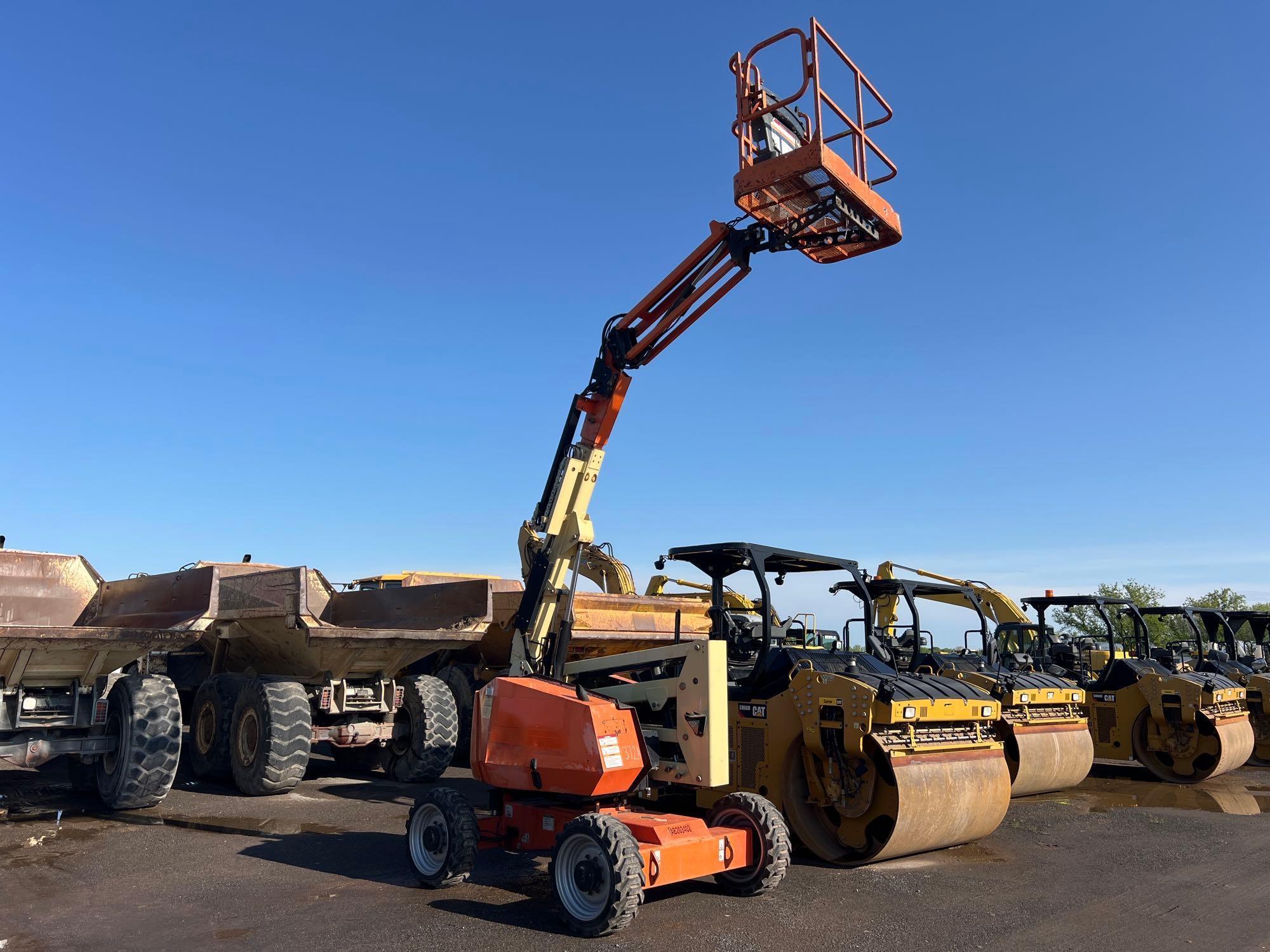 2013 JLG 340AJ BOOM LIFT SN:300178015 4x4, powered by diesel engine, equipped with 34ft. Platform