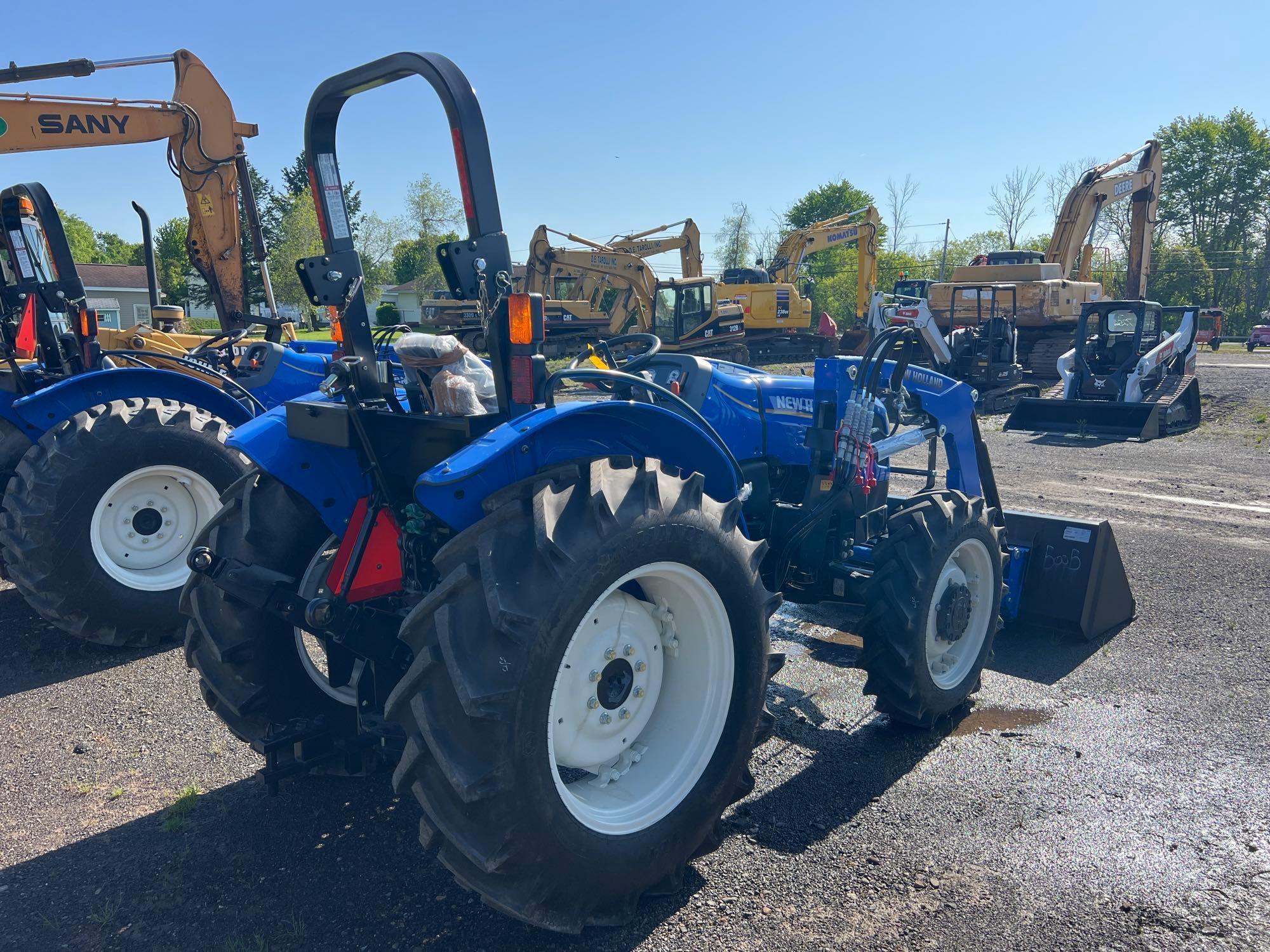 NEW UNUSED NEW HOLLAND WORKMASTER 70 TRACTOR LOADER 4x4, SN;NH5651025... powered by diesel engine,