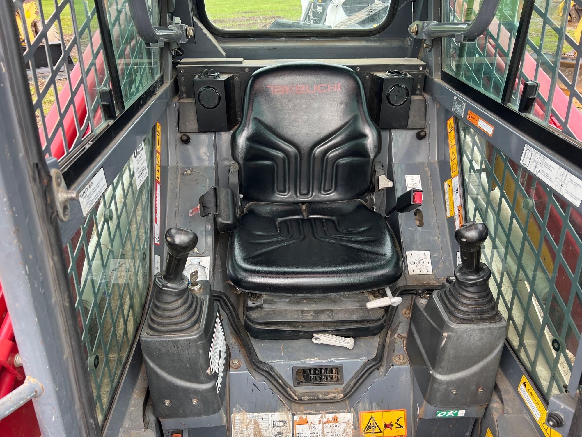 2018 TAKEUCHI TL6CR RUBBER TRACKED SKID STEER SN:406000196 powered by diesel engine, equipped with