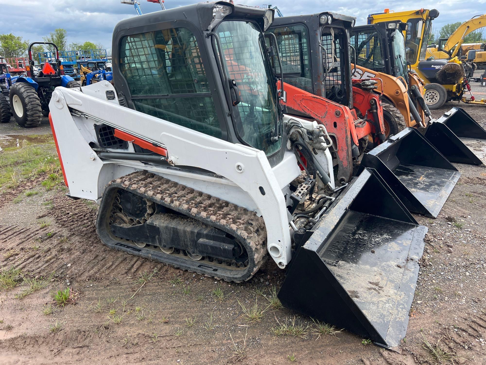 2016 BOBCAT T450 RUBBER TRACKED SKID STEER SN:AUVP12884 powered by diesel engine, equipped with