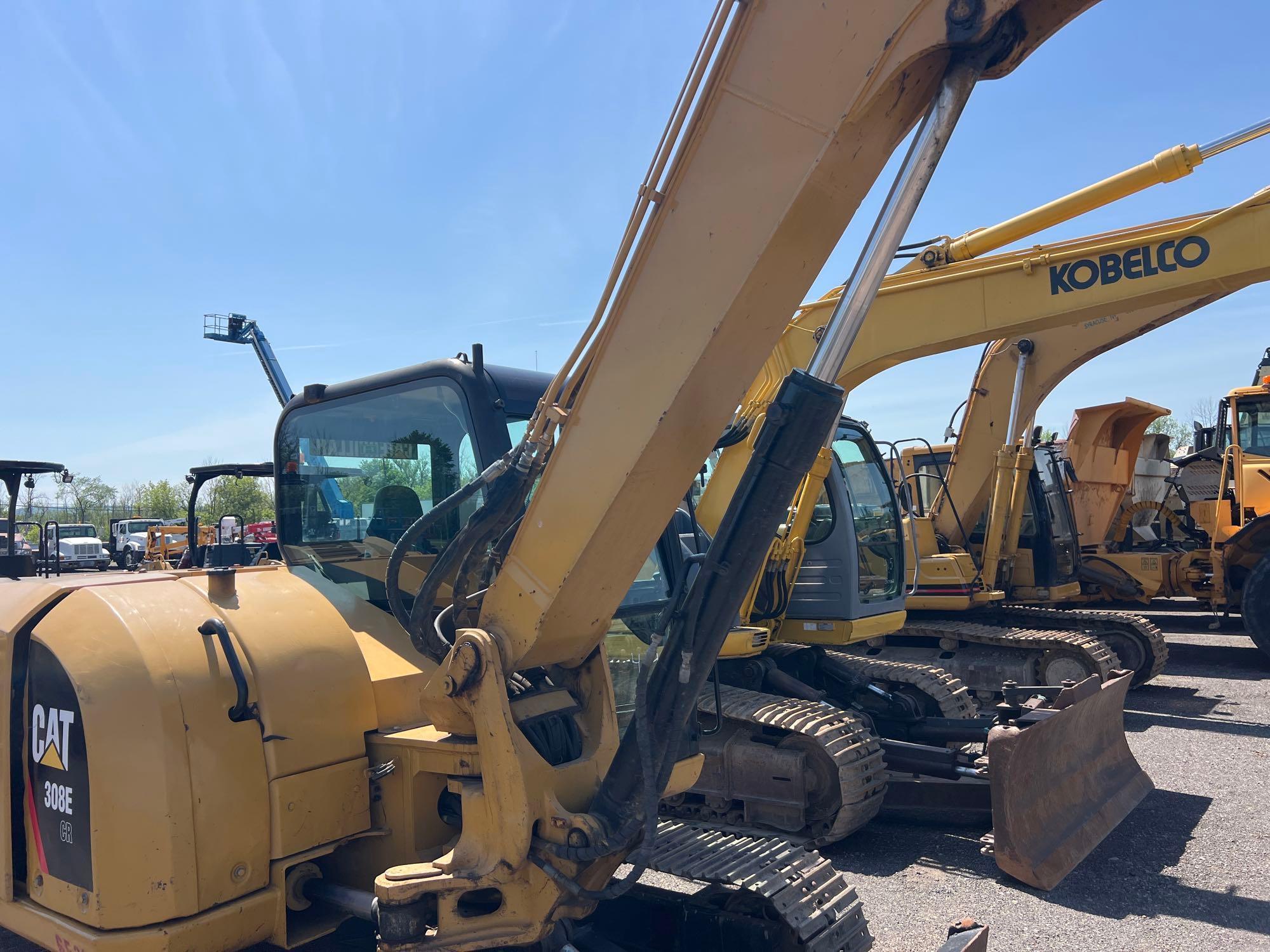 2013 CAT 308ECR HYDRAULIC EXCAVATOR SN:GBJ01677 powered by Cat diesel engine, equipped with Cab,