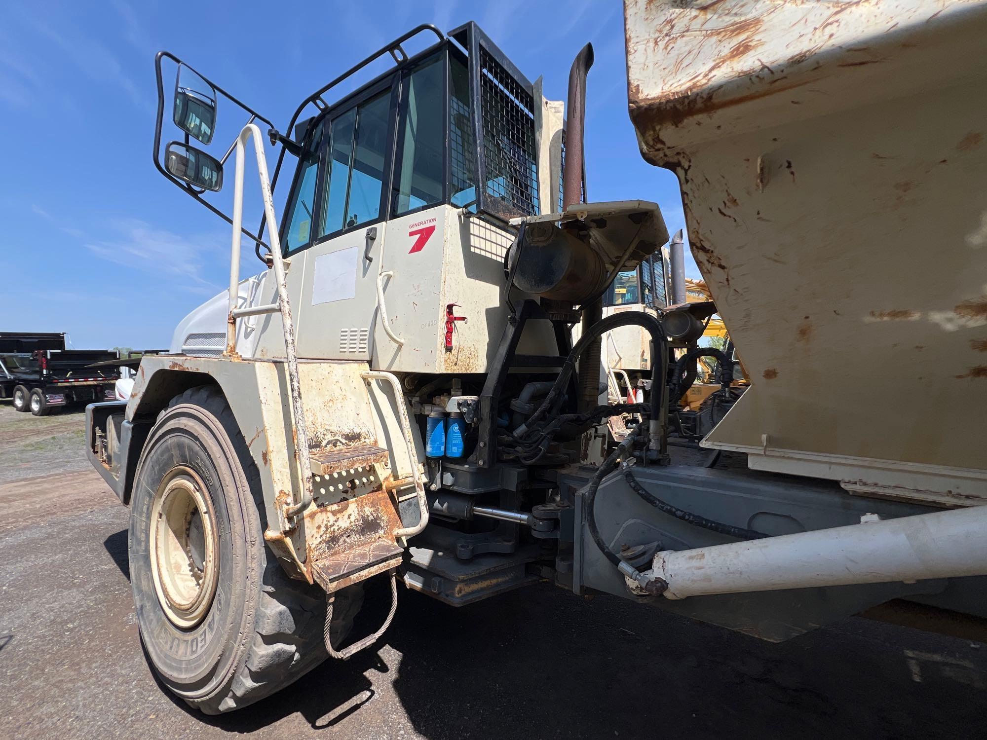 TEREX TA30 ARTICULATED HAUL TRUCK SN:A8281509 6x6, powered by diesel engine, equipped with Cab,