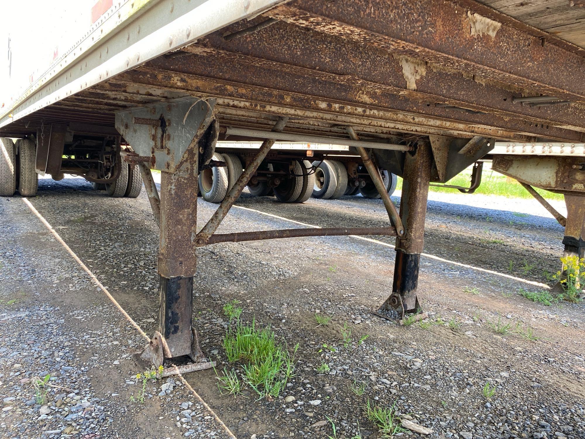 1979 BUD VAN TRAILER VN:175642M tandem axle.