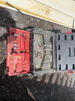 BOX OF TOOLS SUPPORT EQUIPMENT