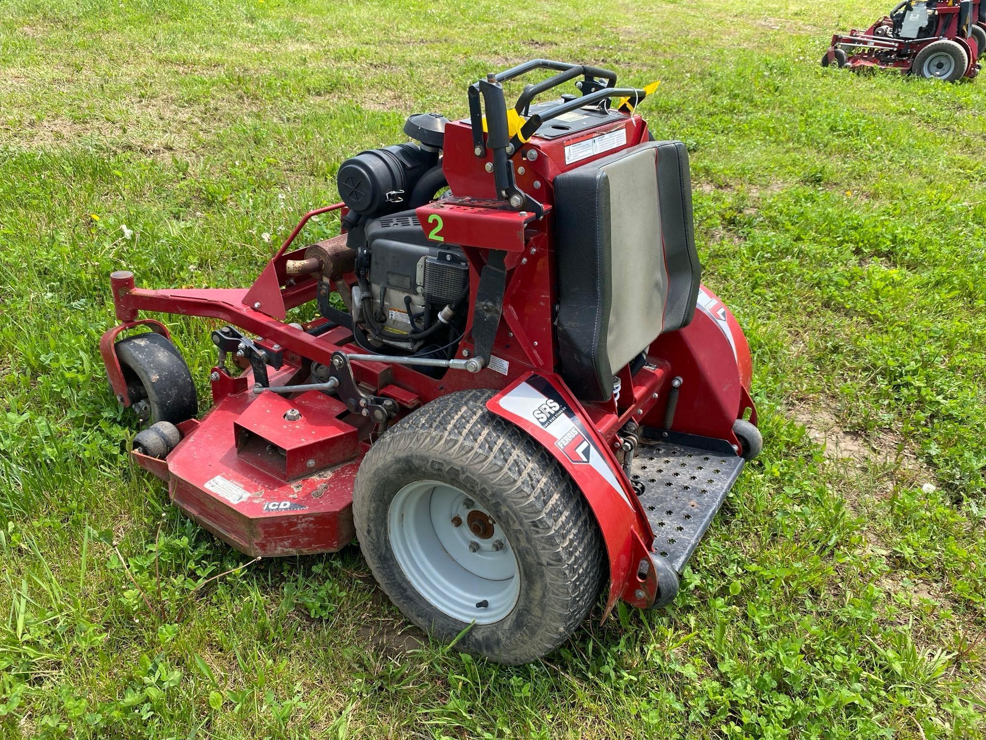 FERRIS SRS2 COMMERCIAL MOWER SN:3699 powered by gas engine, equipped with 52in. Cutting deck, zero