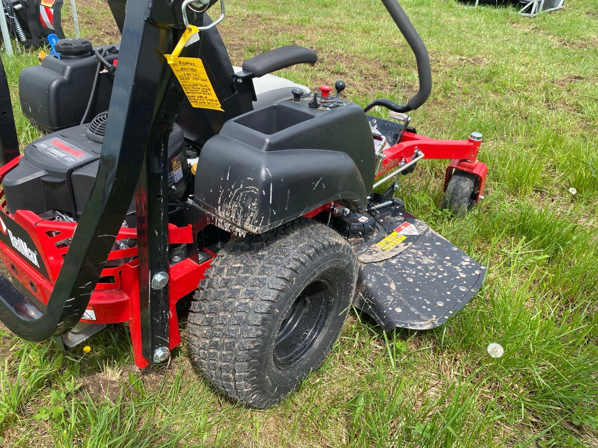 UNUSED REDMAX RTZ48X COMMERCIAL MOWER SN-001480 powered by Kawasaki gas engine, equipped with 48in.