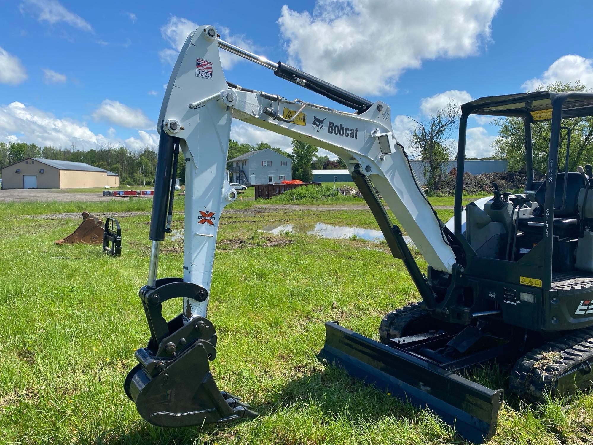 2018 BOBCAT E35 HYDRAULIC EXCAVATOR SN:B3WZ11769 powered by diesel engine, equipped with OROPS,