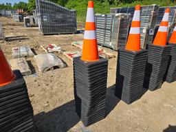 NEW (25) SAFETY HIGHWAY CONES NEW SUPPORT EQUIPMENT