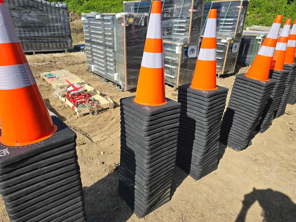 NEW (25) SAFETY HIGHWAY CONES NEW SUPPORT EQUIPMENT