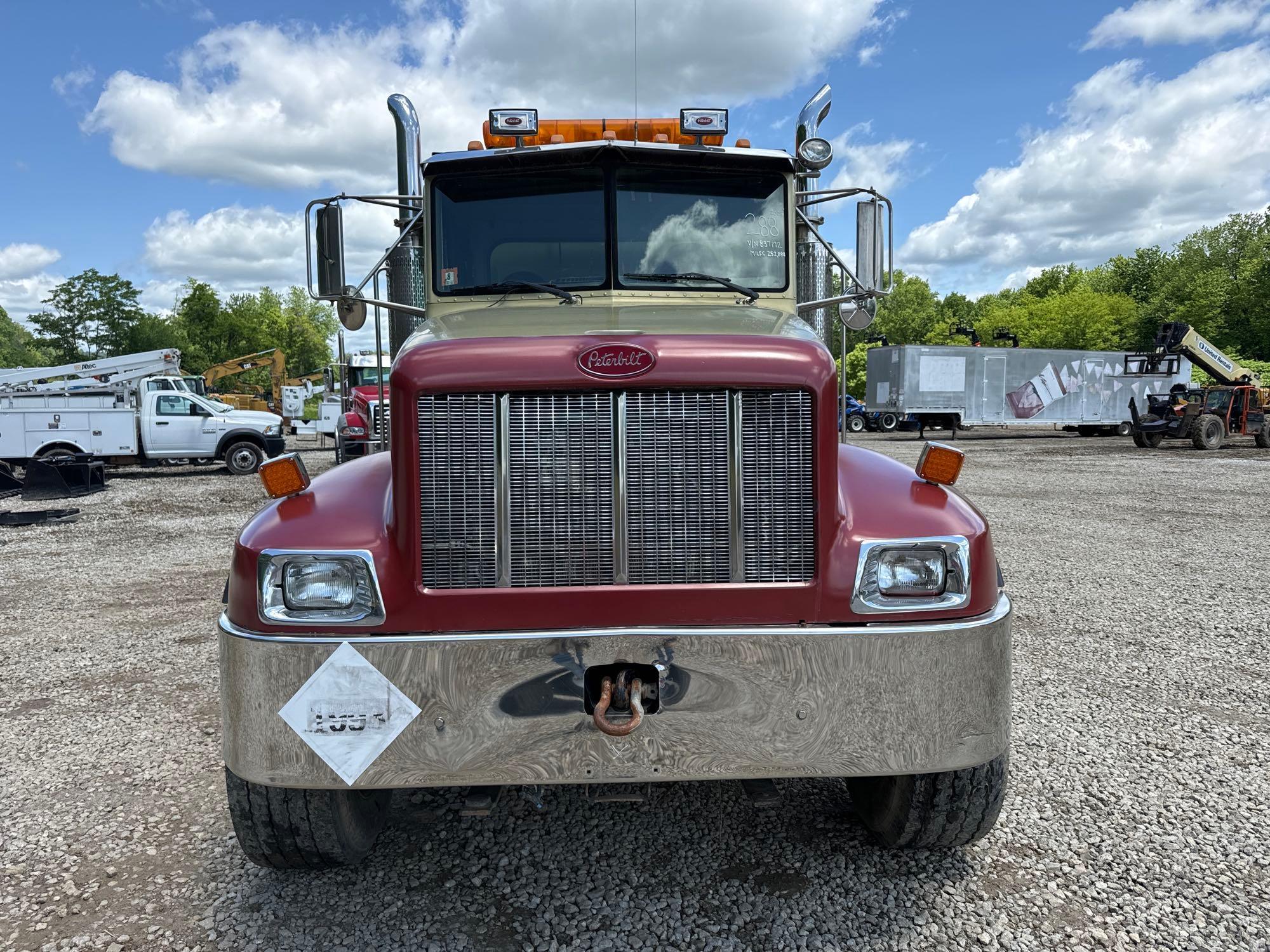 2005 PETERBILT 330 FUEL/LUBE TRUCK VIN 837192 powered by Cummins ISC diesel engine, equipped with