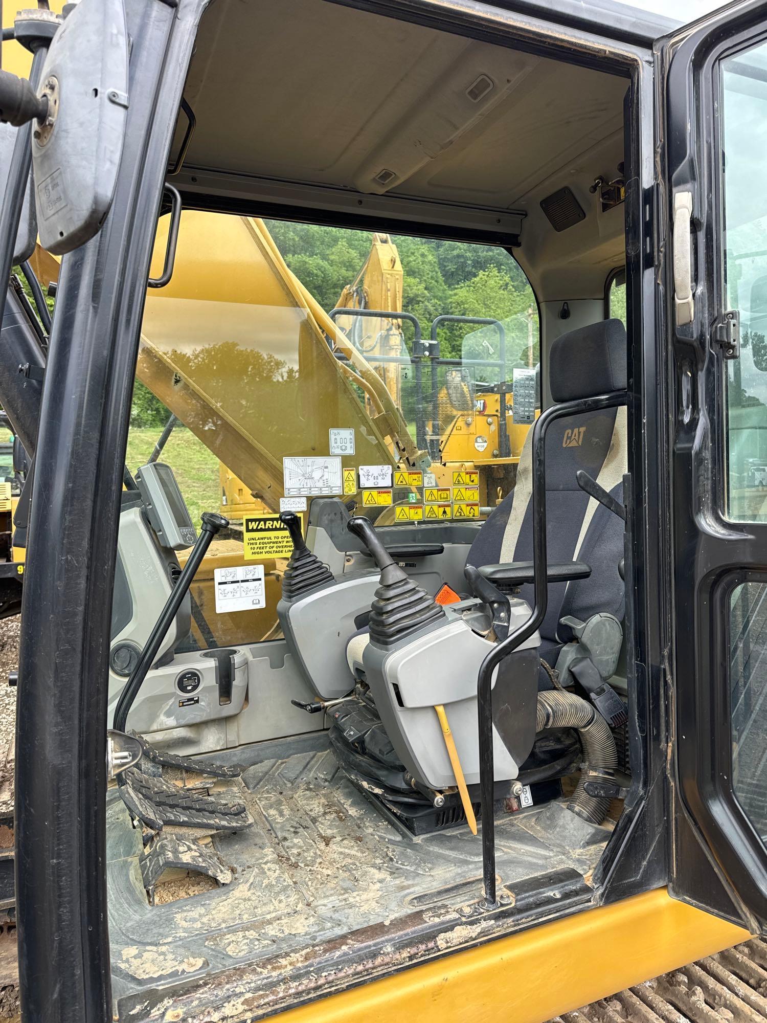 2017 CAT 330FL HYDRAULIC EXCAVATOR SN:MBX10466 powered by Cat C7.1 diesel engine, equipped with Cab,