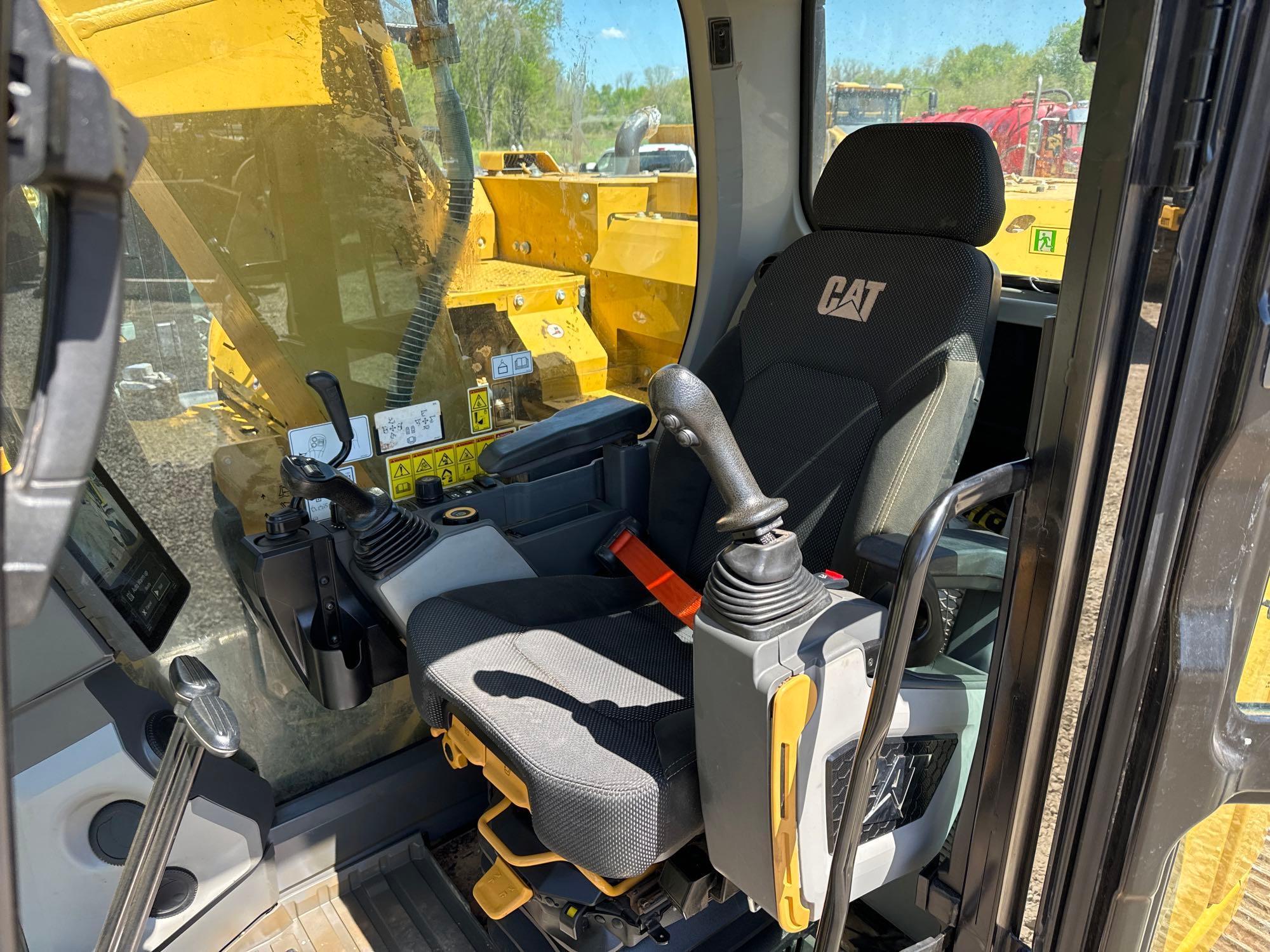 2021 CAT 315 HYDRAULIC EXCAVATOR SN:WKX10733 powered by Cat diesel engine, equipped with deluxe cab,